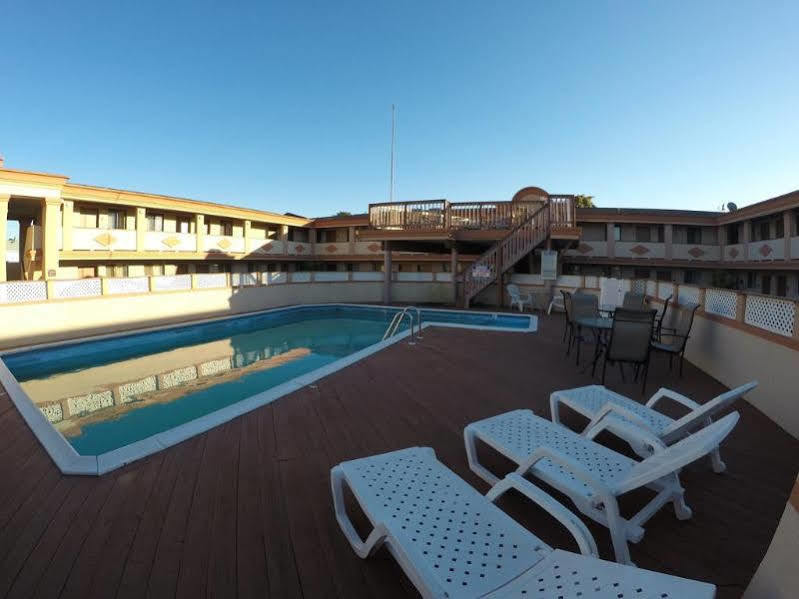 Rodeway Inn Point Pleasant Beach Экстерьер фото
