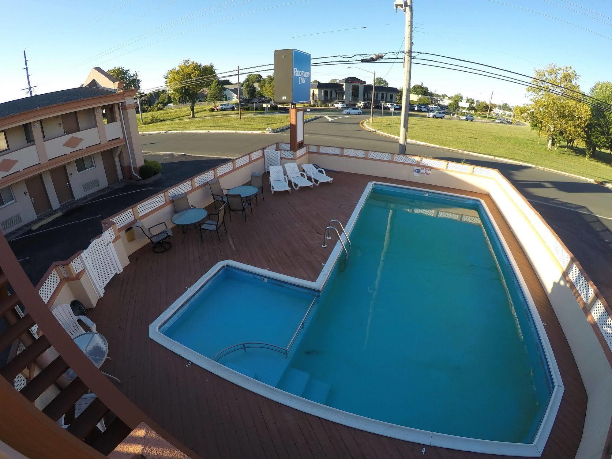 Rodeway Inn Point Pleasant Beach Экстерьер фото